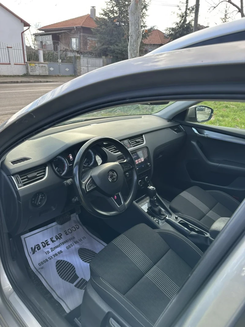 Skoda Octavia, снимка 9 - Автомобили и джипове - 53262519