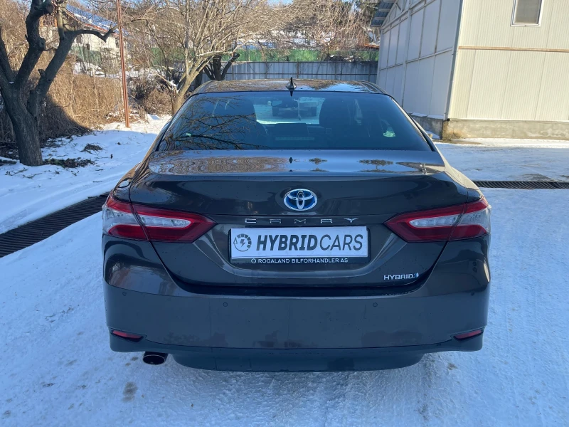 Toyota Camry Hybrid, снимка 4 - Автомобили и джипове - 53356583