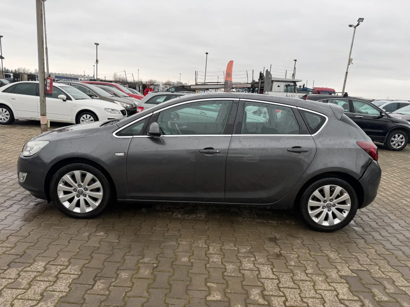 Opel Astra 1.7CDTI NAVI EURO 5, снимка 9 - Автомобили и джипове - 53510491