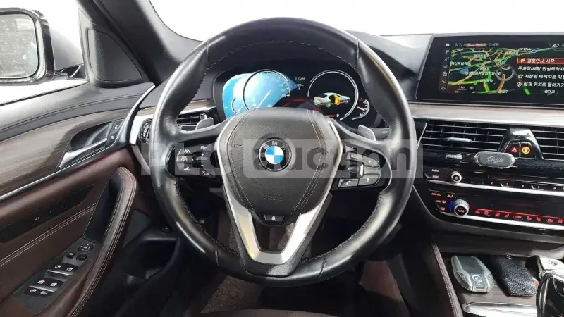 BMW 520 d | ����� | 360 | DISTRONIC | HEAD-UP | ��������� | Mobile.bg � ����������� 14