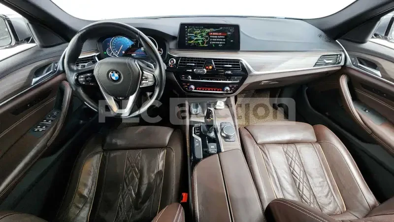 BMW 520 d | ����� | 360 | DISTRONIC | HEAD-UP | ��������� | Mobile.bg � ����������� 2