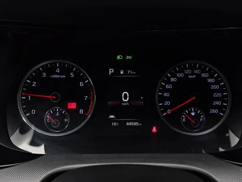 Kia K5, снимка 8 - Автомобили и джипове - 56688163