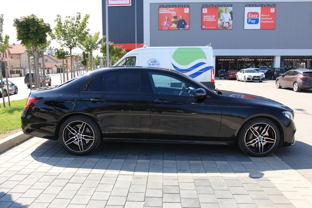 Mercedes-Benz E 400 BenzE400/Digital/4Matic/SoftClose/MultiBeam/Pano, снимка 1