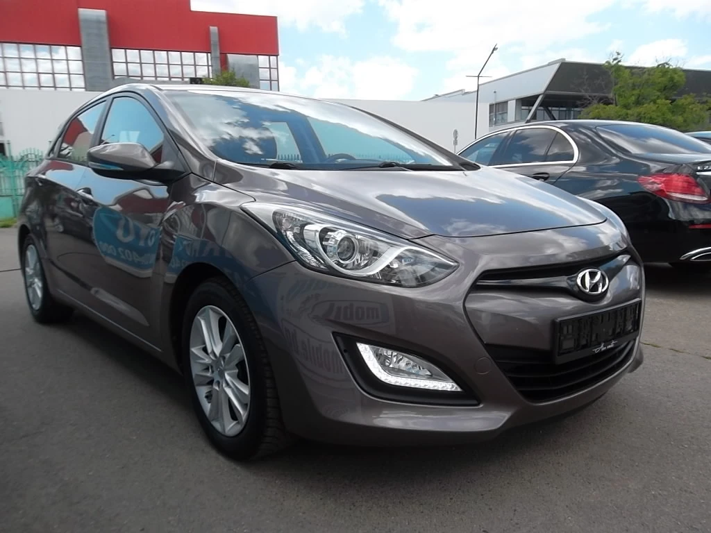 Hyundai I30 1.6 crdi euro 5B - изображение 4