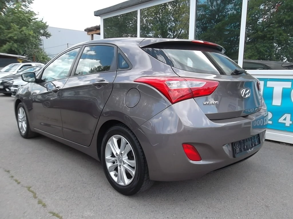 Hyundai I30 1.6 crdi euro 5B - изображение 2