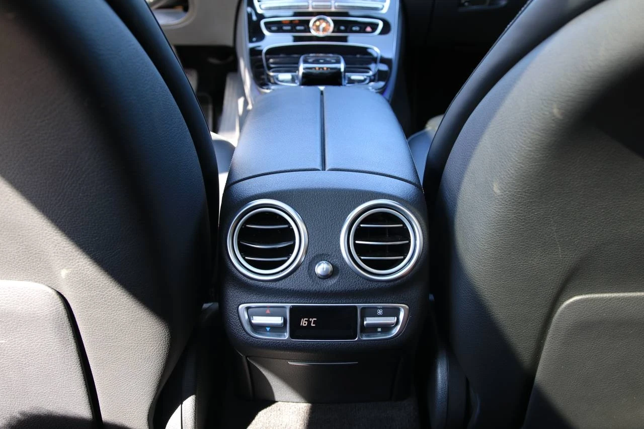 Mercedes-Benz E 400 BenzE400/Digital/4Matic/SoftClose/MultiBeam/Pano | Mobile.bg   11