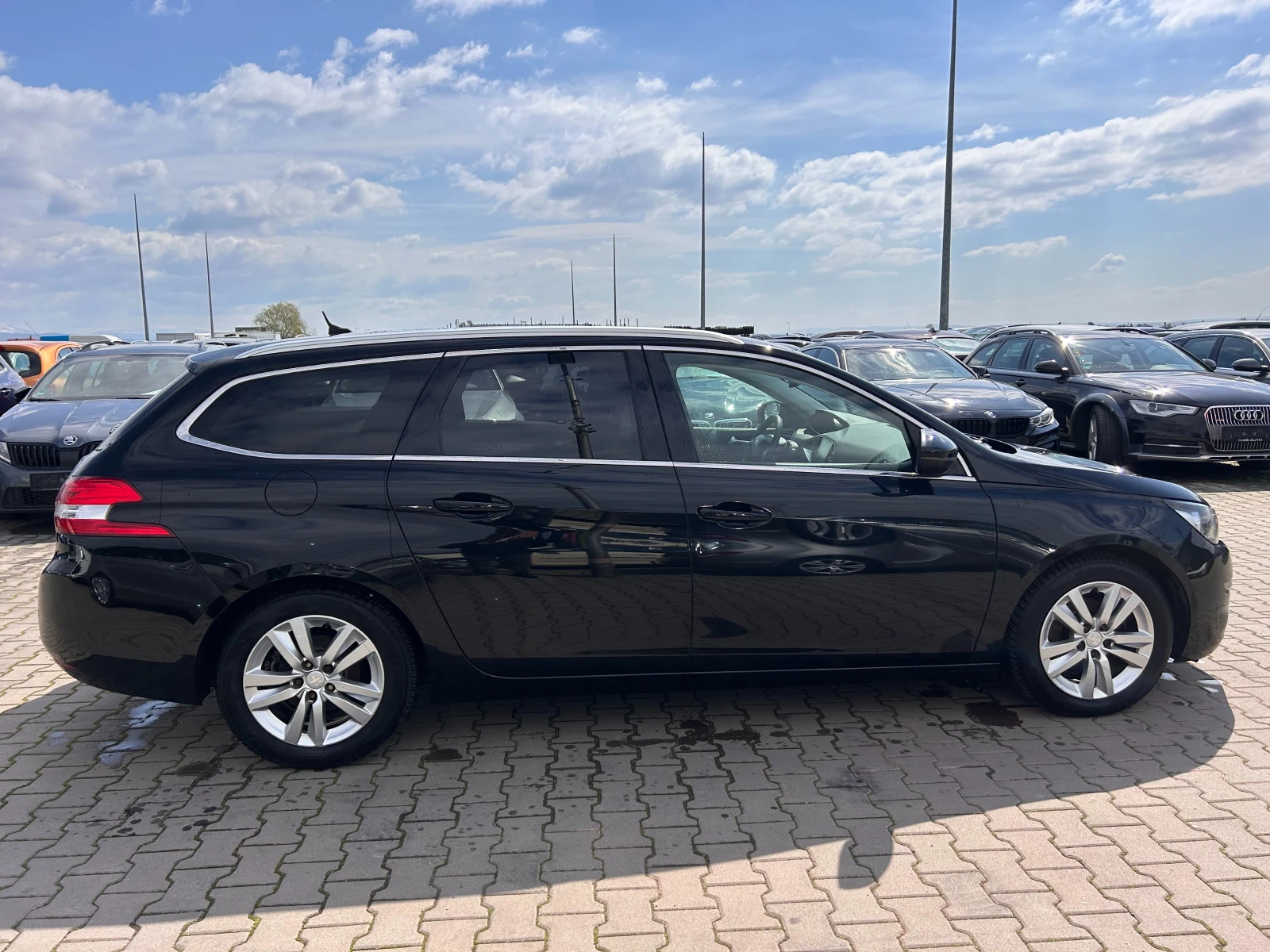 Peugeot 308 1.6HDI NAVI/KAMERA/PANORAMA EURO 6 - изображение 5