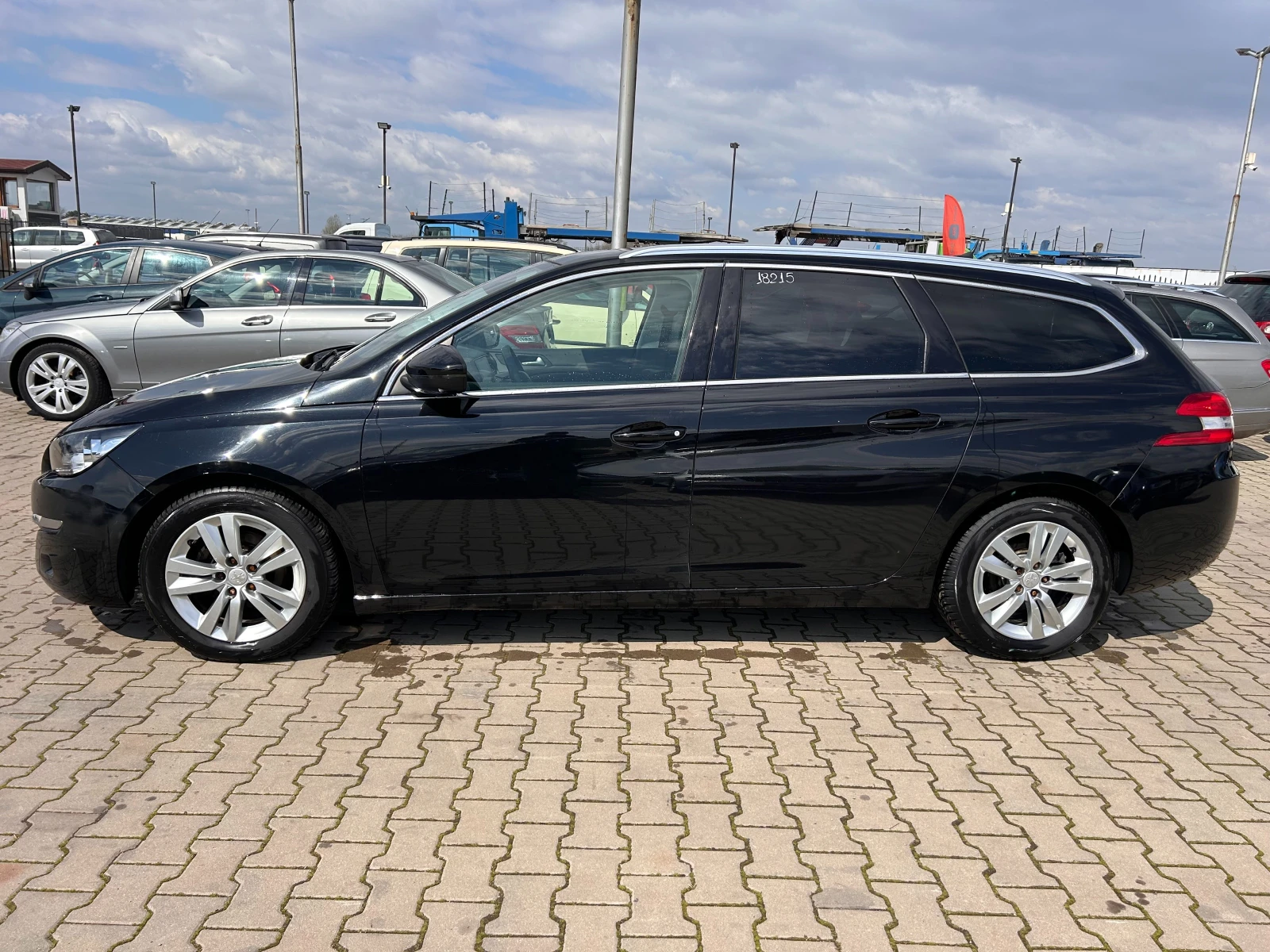Peugeot 308 1.6HDI NAVI/KAMERA/PANORAMA EURO 6 - изображение 9