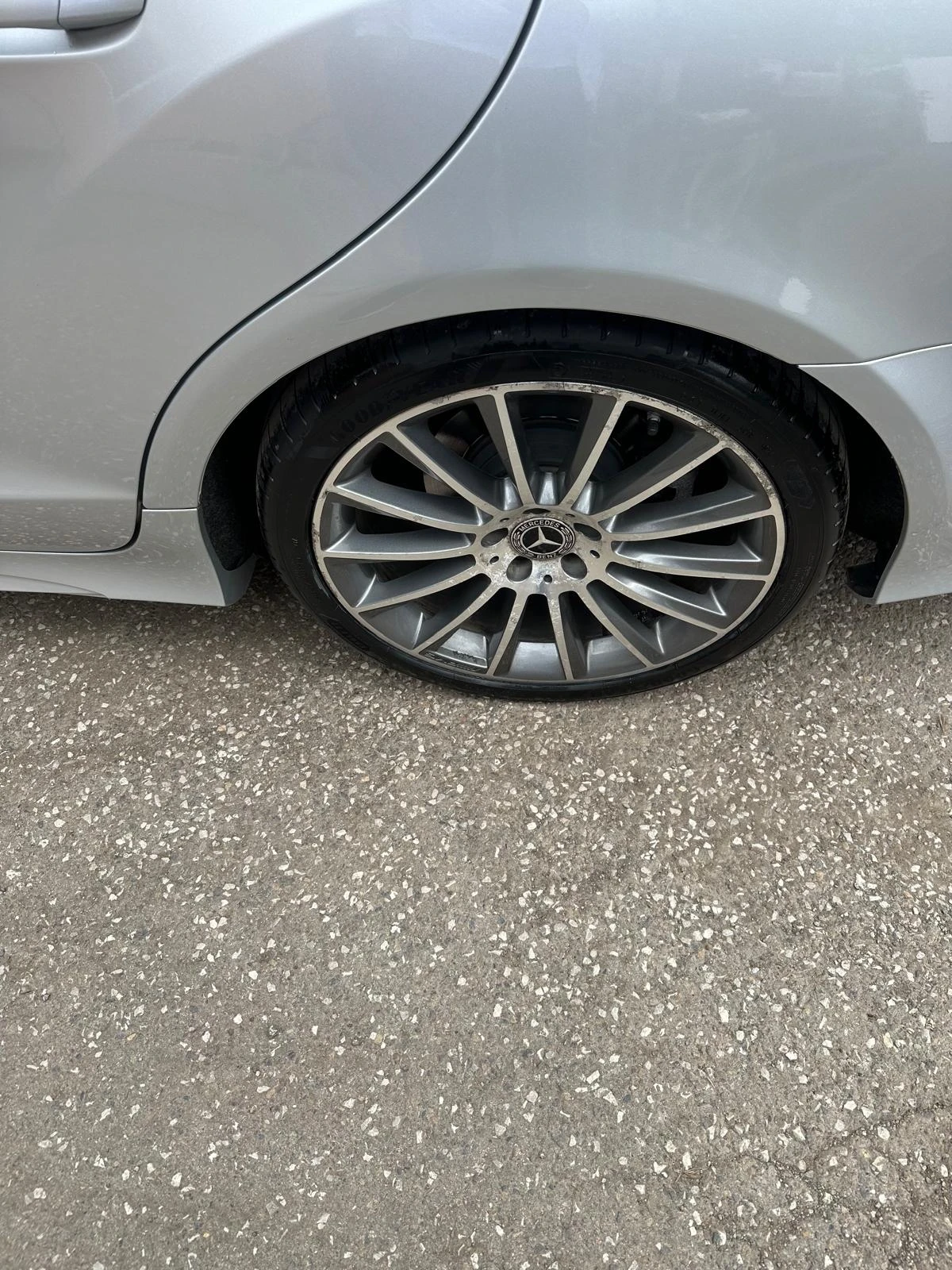 Mercedes-Benz CLS 350  - изображение 8