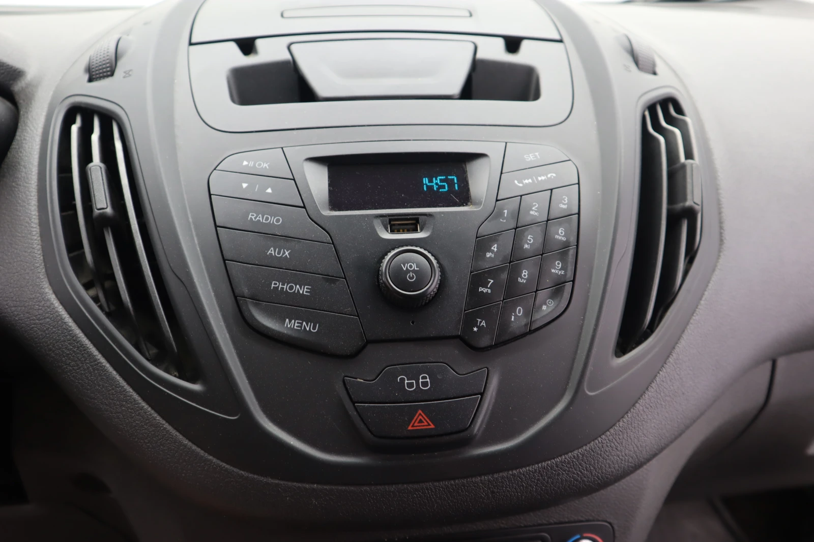 Ford Courier 1.5 | Mobile.bg — изображение 11