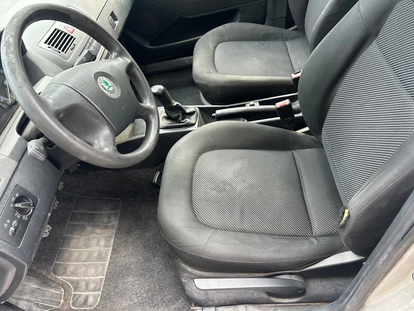 Skoda Fabia 1.4 - изображение 9