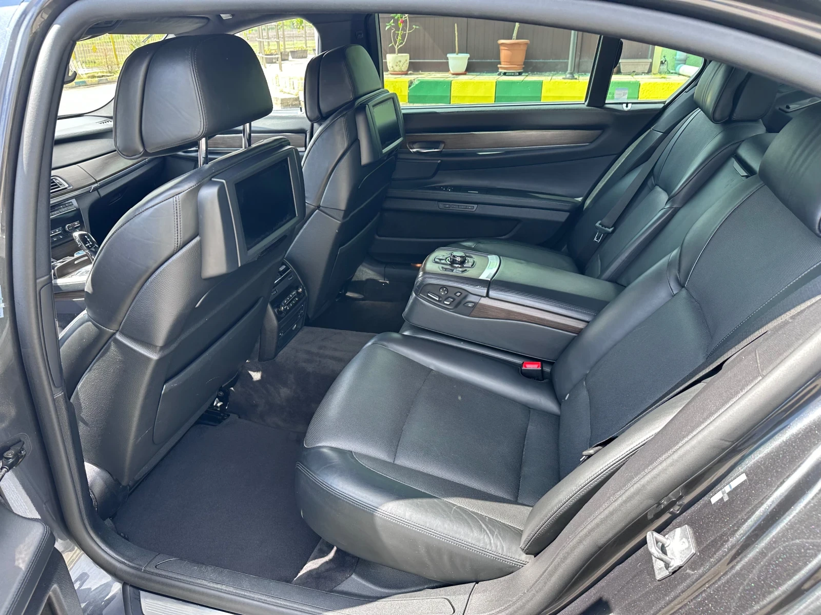 BMW 750 4.4 | Mobile.bg — изображение 14