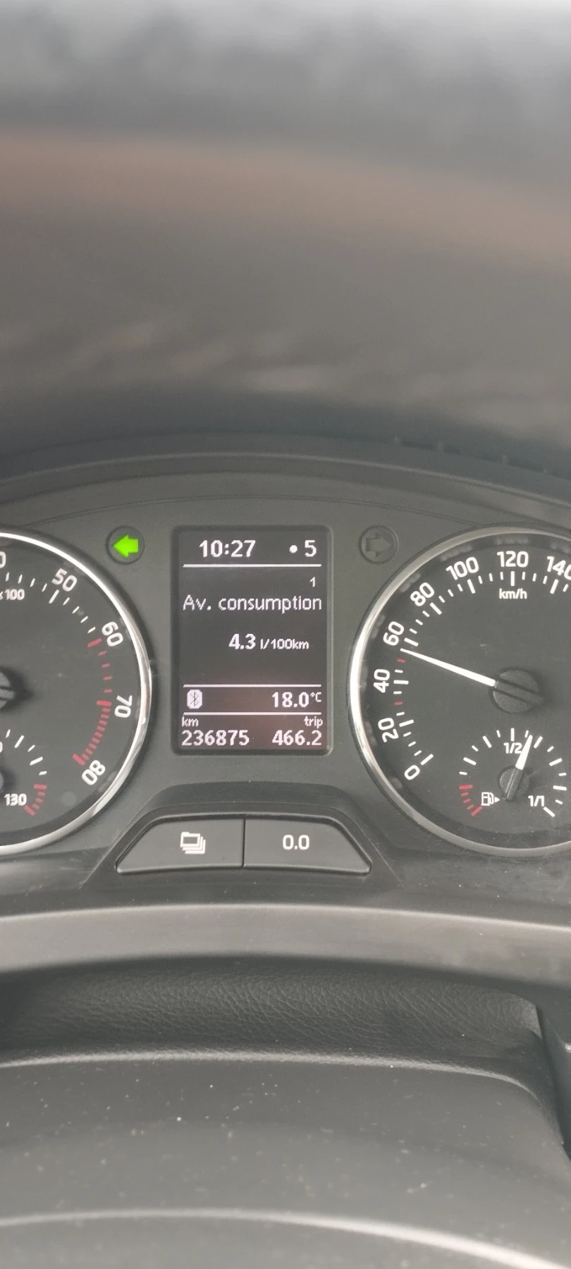 Skoda Rapid 1.2 mpi + фабр.газово BRC , Еуратек, нави+ камера - изображение 9