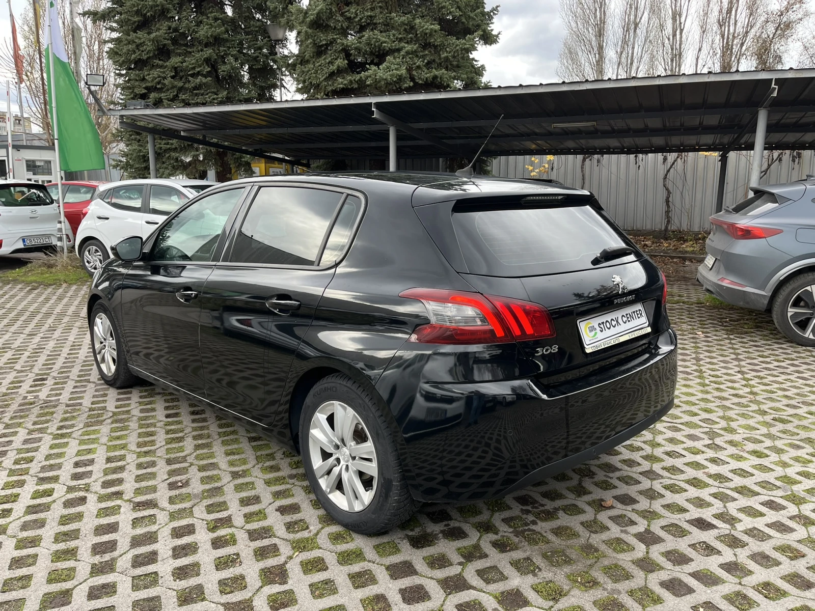 Peugeot 308 1.2 PureTech 130 BVM6 - изображение 6