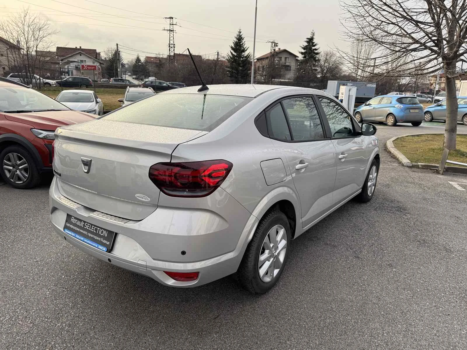 Dacia Logan 1.0 Tce 91k.c. LPG - изображение 6