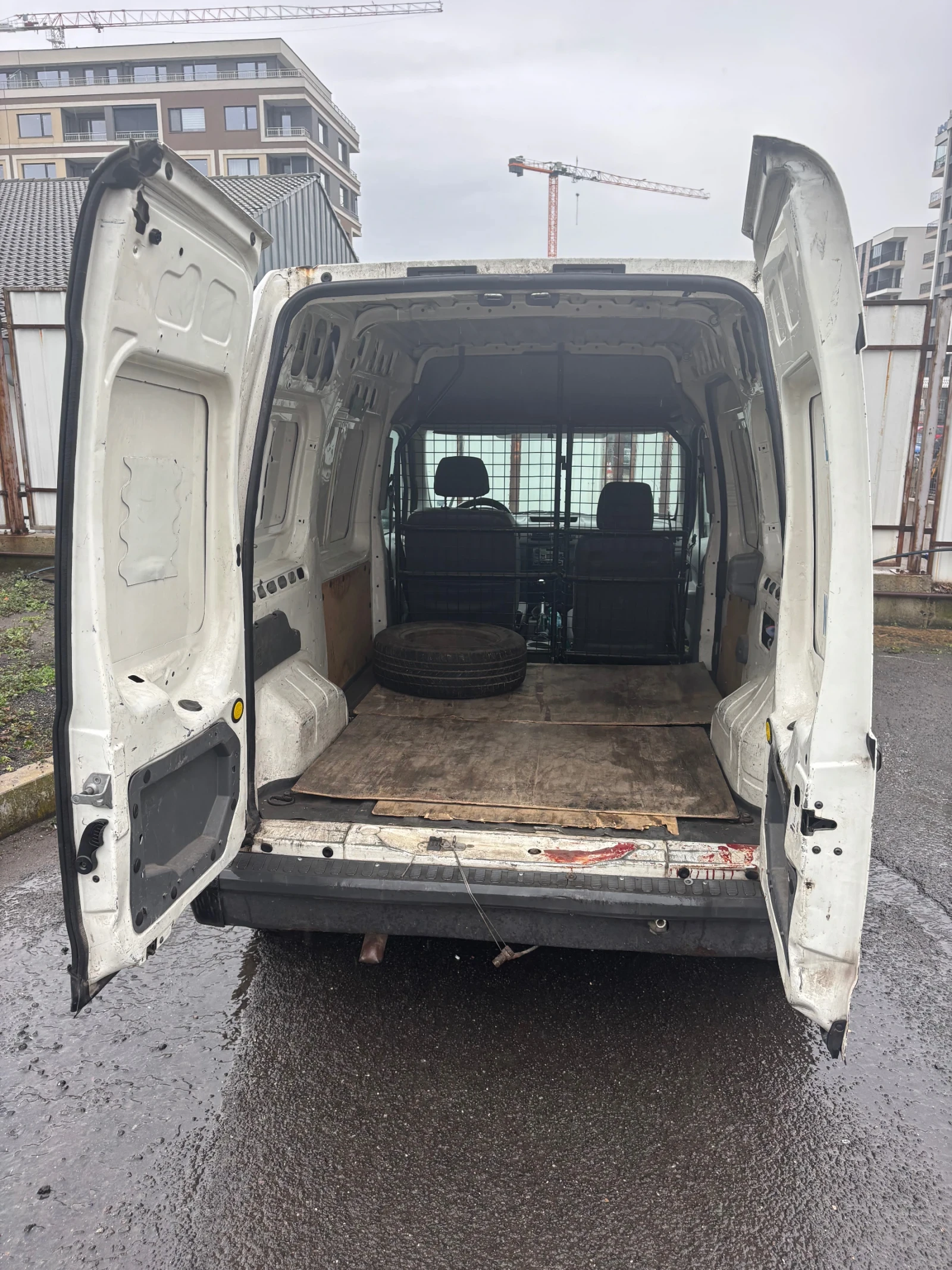 Ford Connect Maxi  - изображение 7