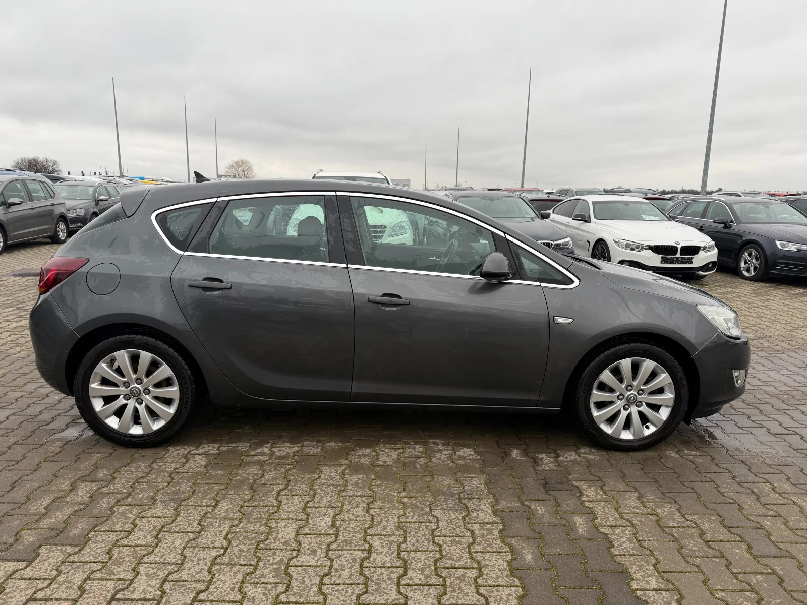Opel Astra 1.7CDTI NAVI EURO 5 - изображение 5