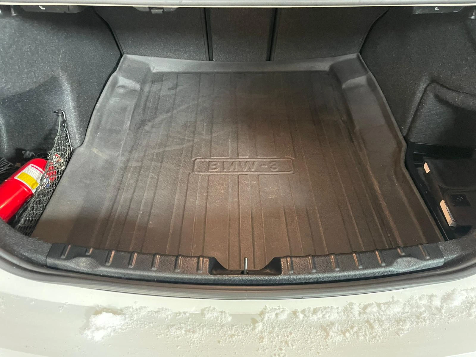 BMW 320 d RWD B47 LCI (FaceLift) ! M Pack !, снимка 17 - Автомобили и джипове - 54139884