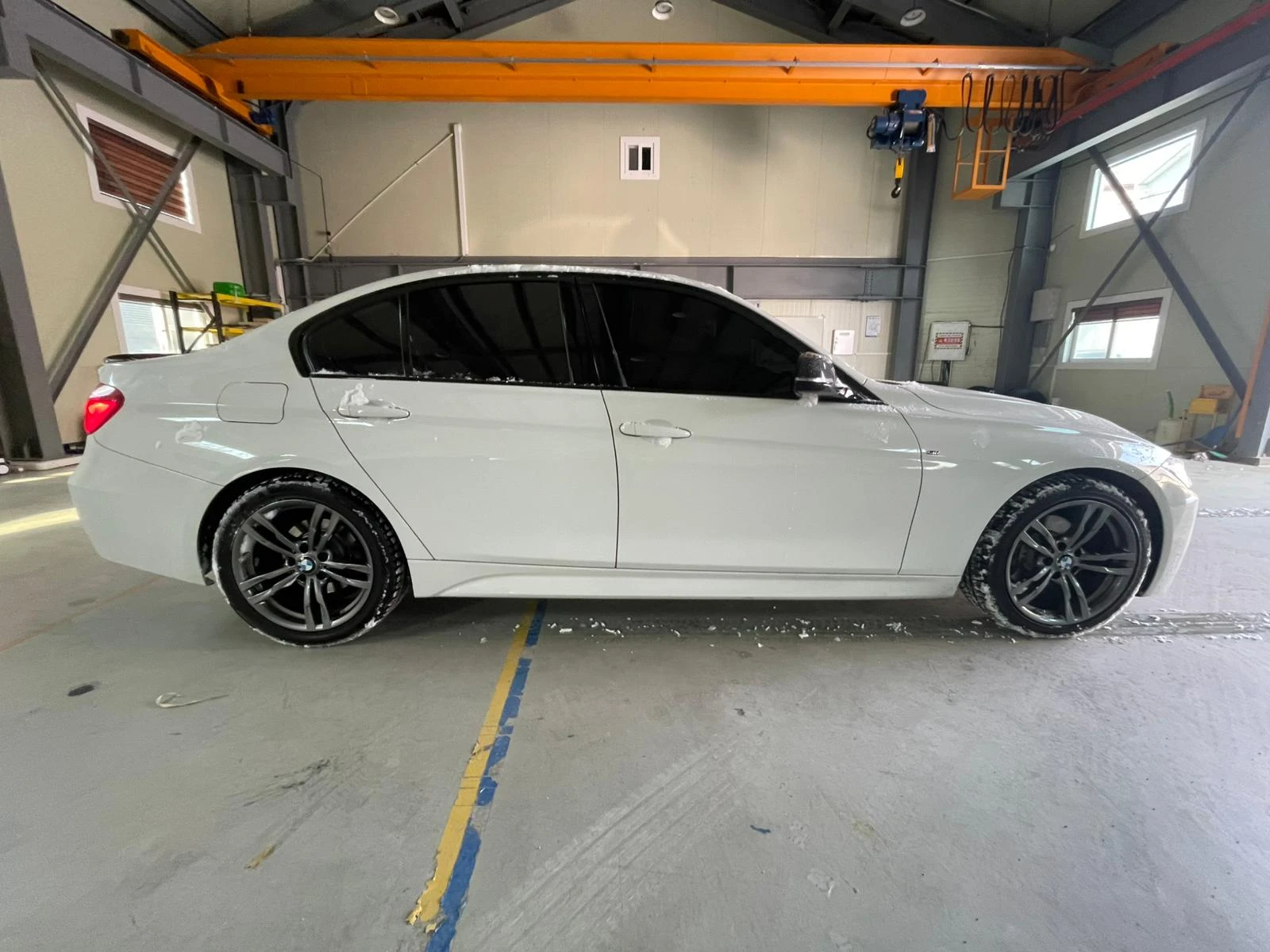 BMW 320 d RWD B47 LCI (FaceLift) ! M Pack !, снимка 4 - Автомобили и джипове - 54139884