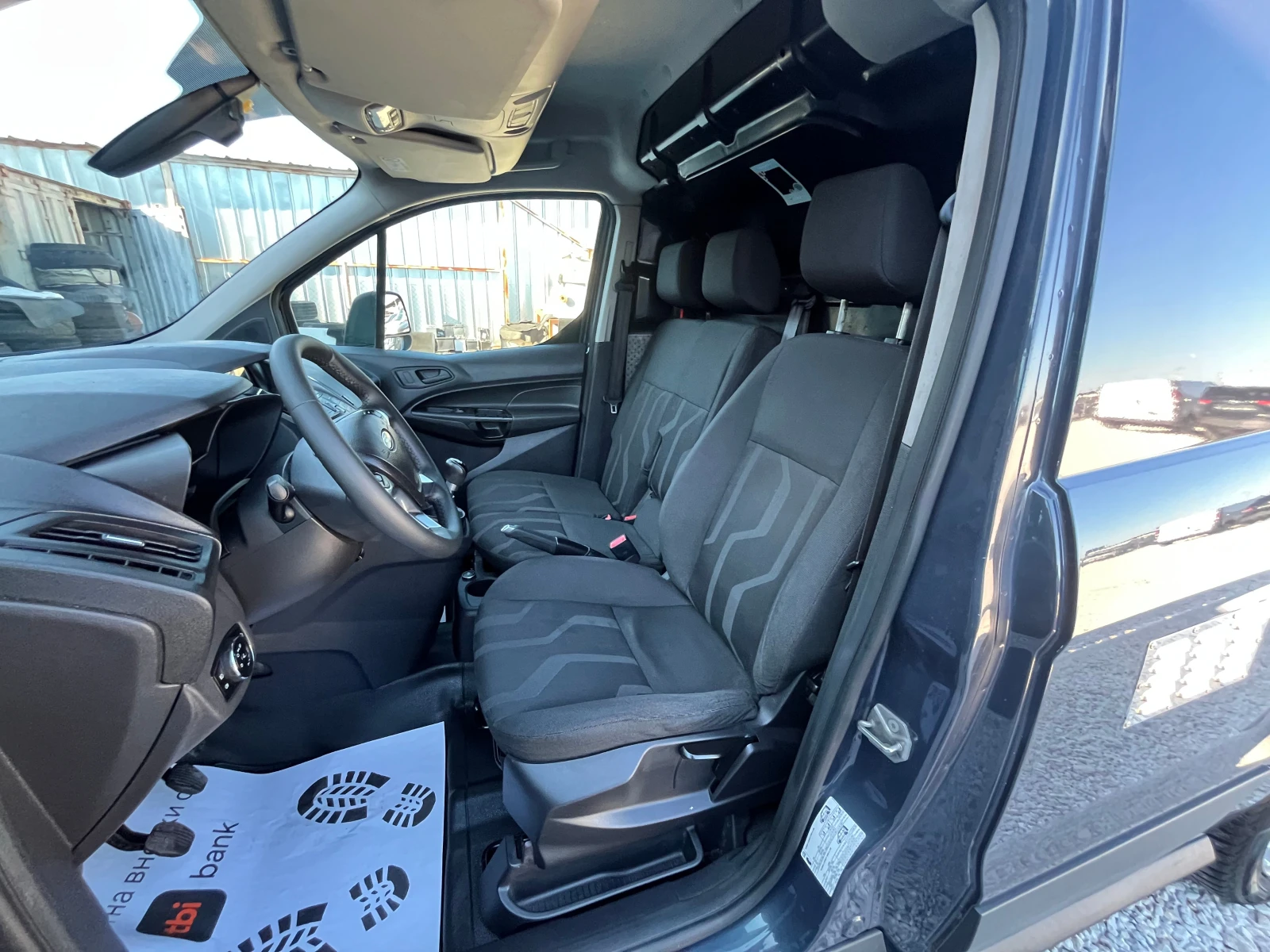 Ford Tourneo Connect 1.6 TDCI, 95к.с., ЛИЗИНГ, снимка 13 - Автомобили и джипове - 54311815