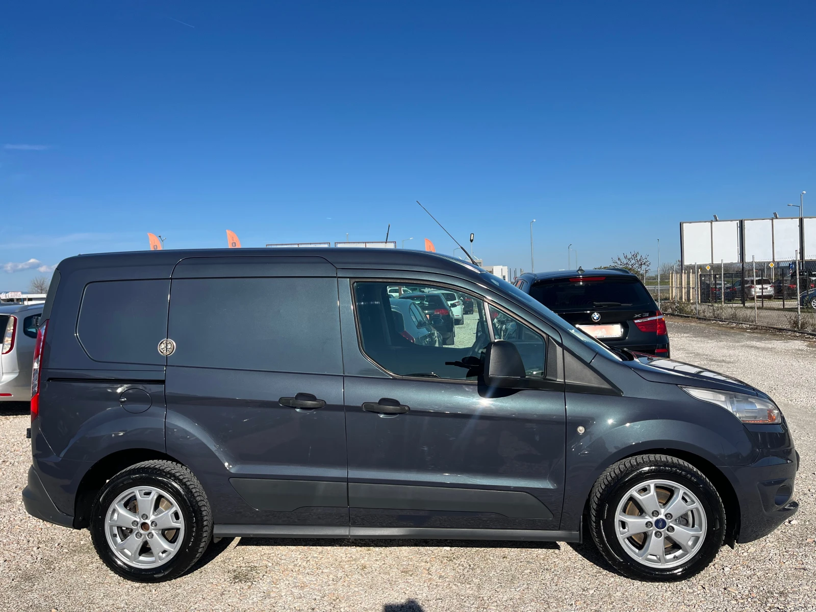 Ford Tourneo Connect 1.6 TDCI, 95к.с., ЛИЗИНГ, снимка 4 - Автомобили и джипове - 54311815