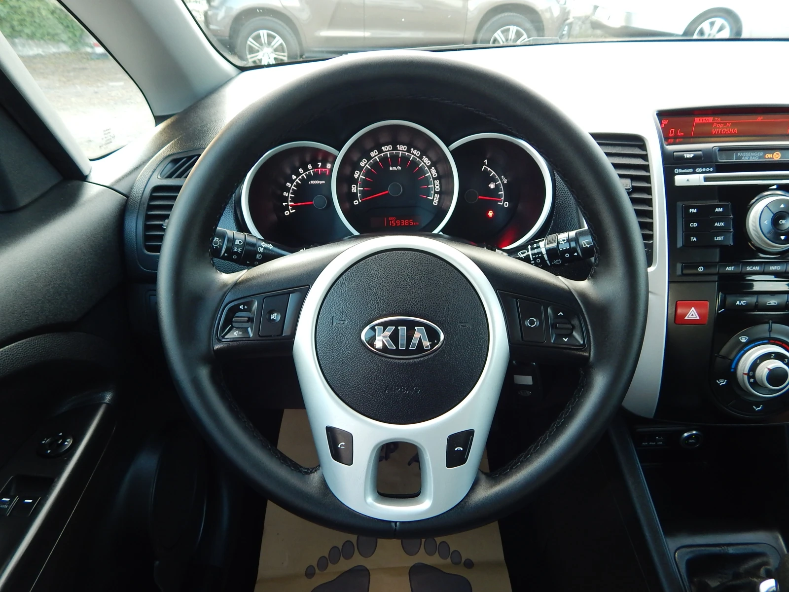 Kia Venga 1.4i* EURO5* ГАЗ* 90k.* , снимка 13 - Автомобили и джипове - 54447721