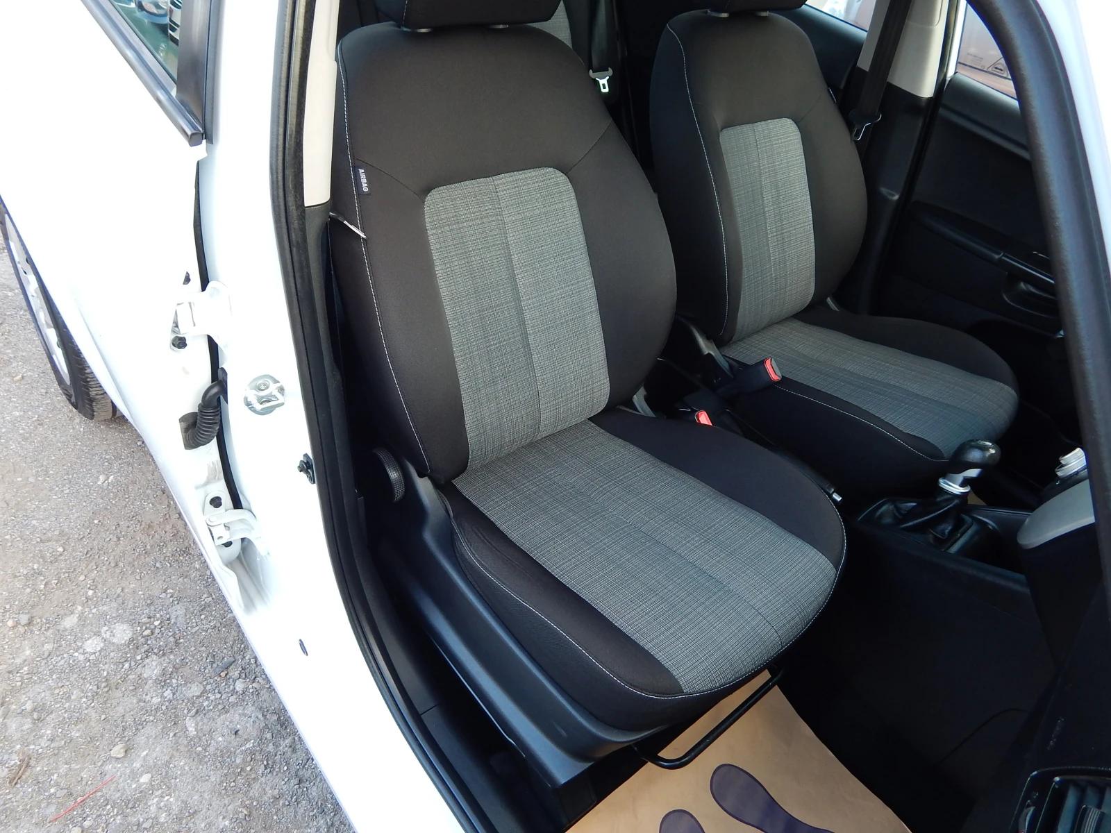Kia Venga 1.4i* EURO5* ГАЗ* 90k.* , снимка 17 - Автомобили и джипове - 54447721
