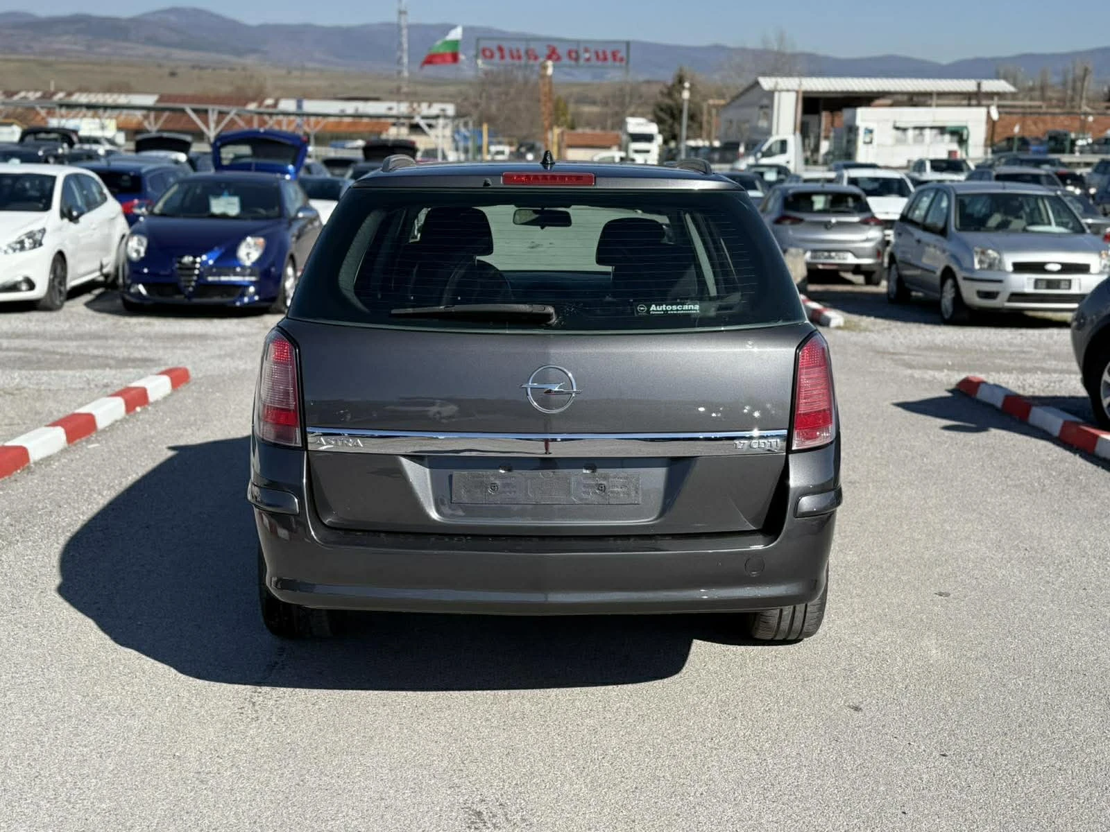 Opel Astra, снимка 6 - Автомобили и джипове - 54520671