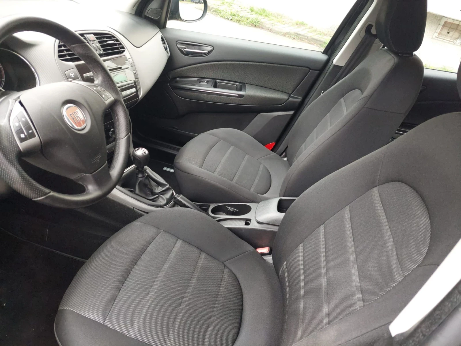 Fiat Bravo 1.6 M JET 83000км. ТОП, снимка 11 - Автомобили и джипове - 54634983