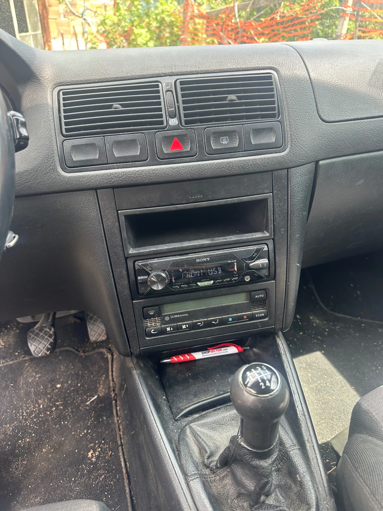 VW Golf, снимка 6 - Автомобили и джипове - 54822359