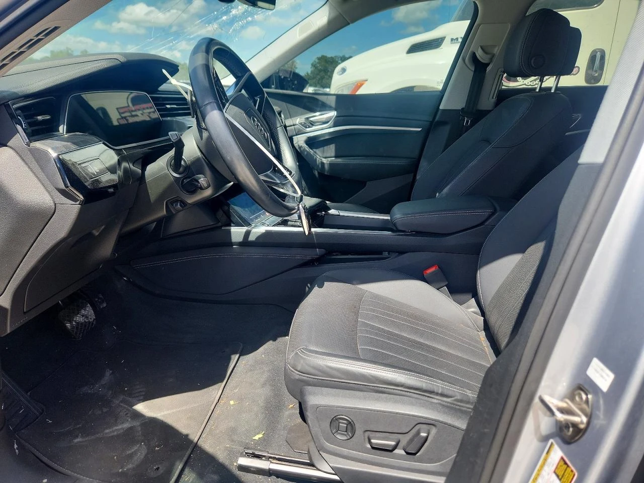 Audi E-Tron * PREMIUM* PLUS* SPORTBACK*  | Mobile.bg � ����������� 10