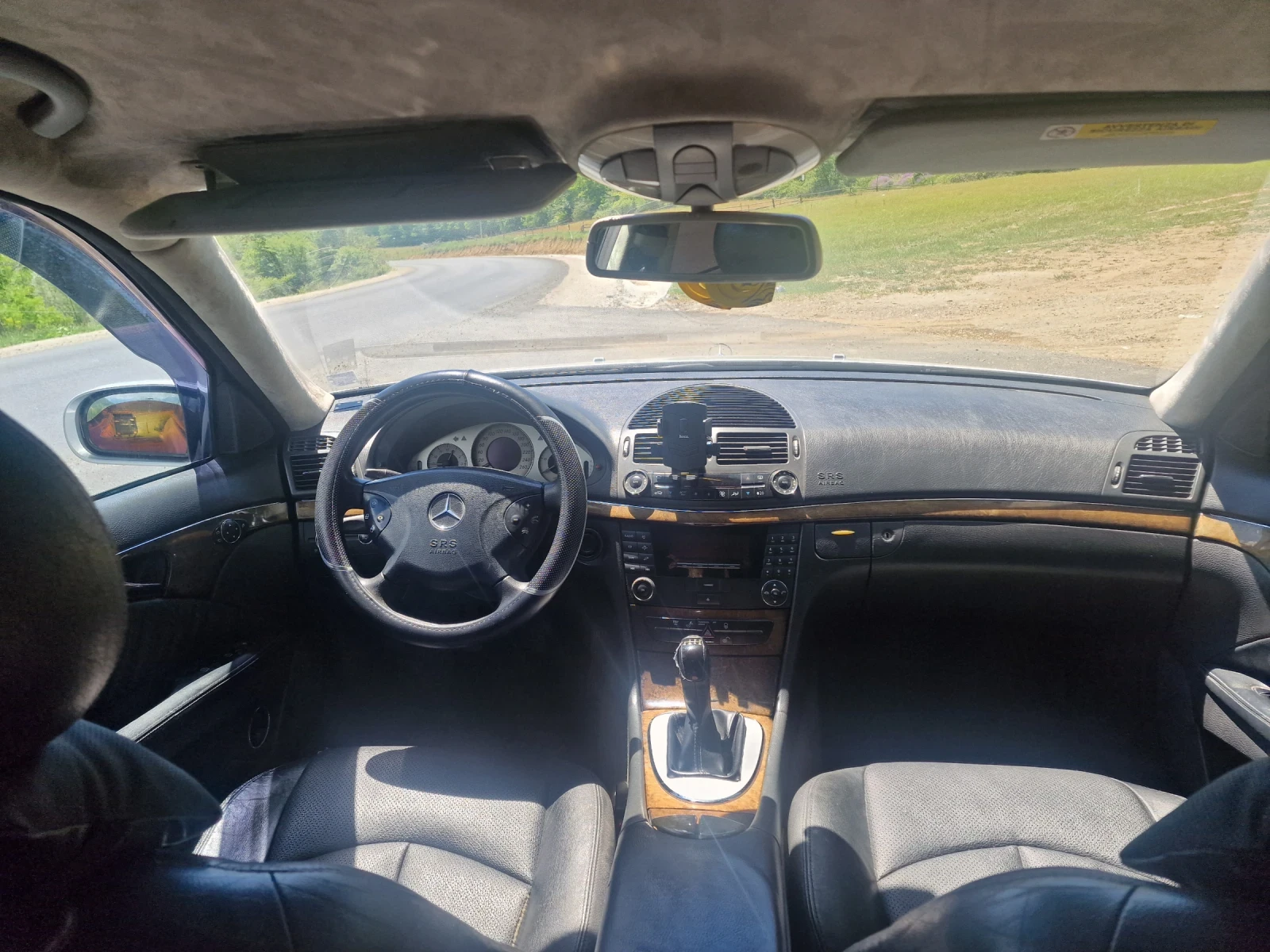 Mercedes-Benz E 270, снимка 7 - Автомобили и джипове - 54857448