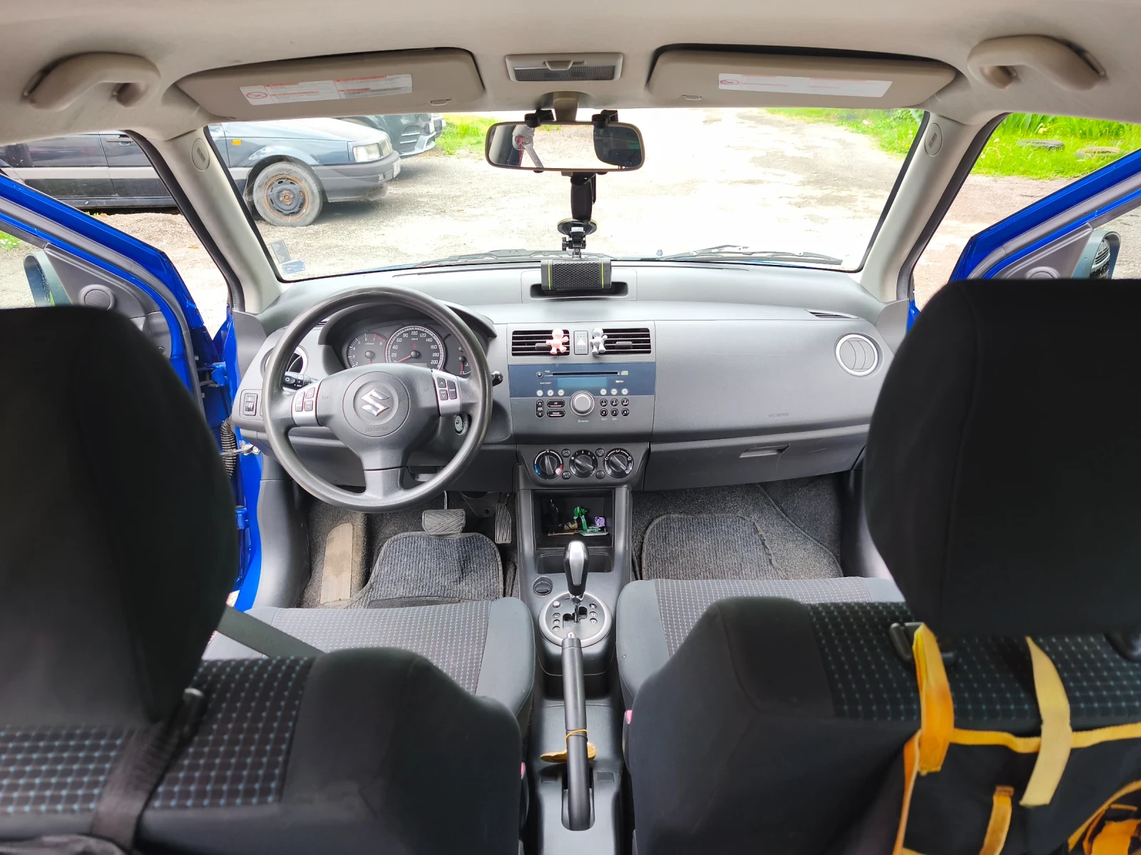 Suzuki Swift, снимка 13 - Автомобили и джипове - 54969098