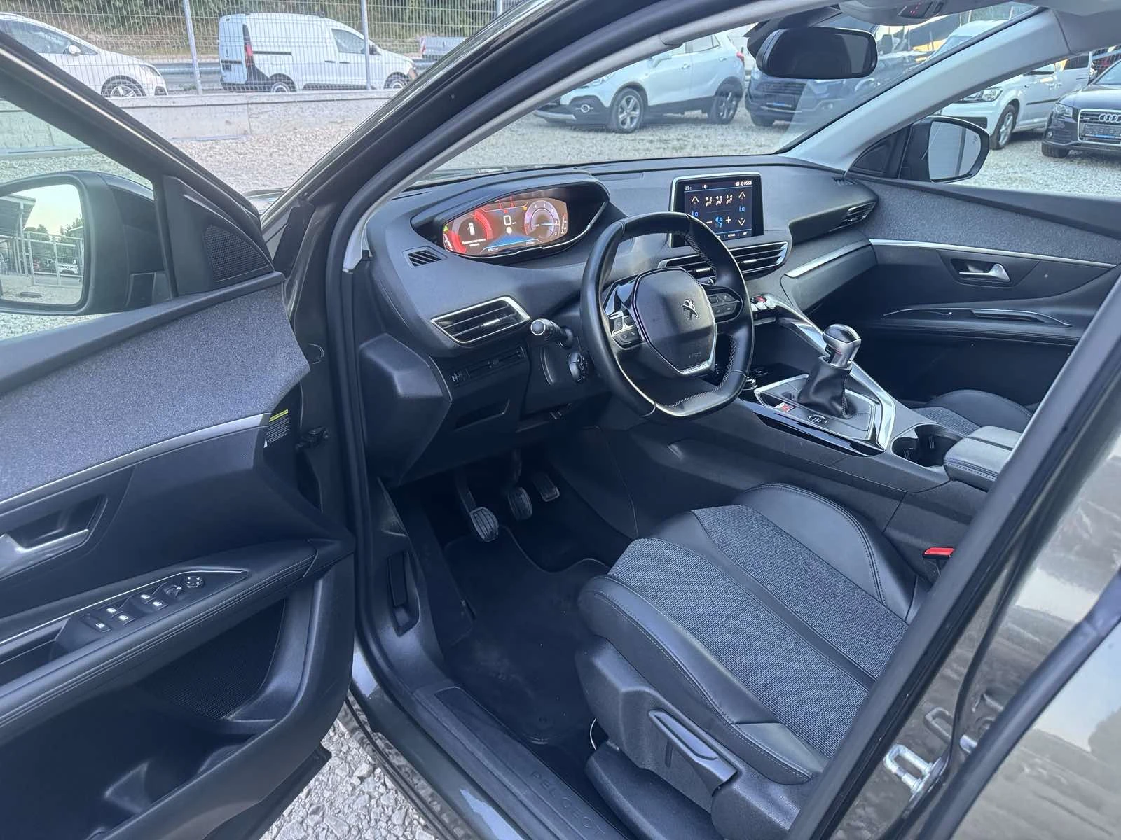 Peugeot 3008 HDI* TOP* 09.2019* 97500KM* EVRO6 | Mobile.bg � ����������� 8