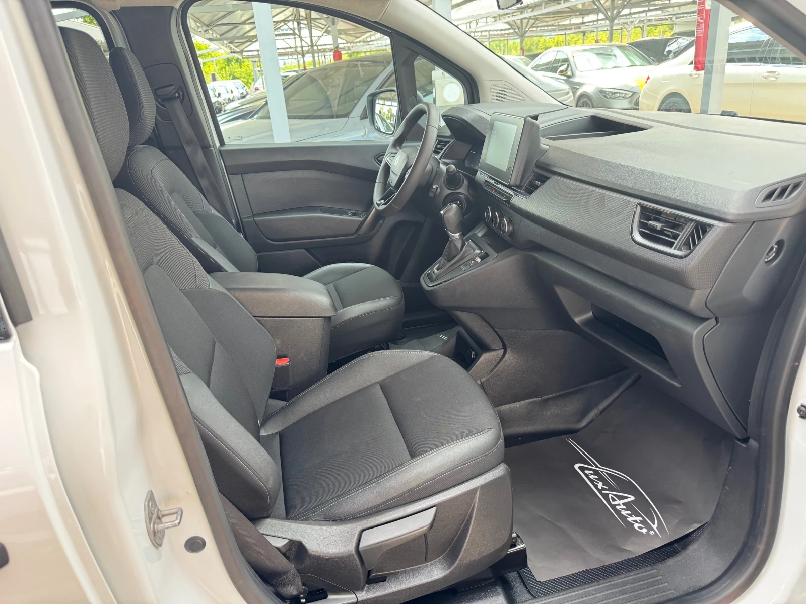 Renault Kangoo 1.5DCI#TECHNO#EXTRALONG#ГАРАНЦИЯ#, снимка 8 - Автомобили и джипове - 55399570