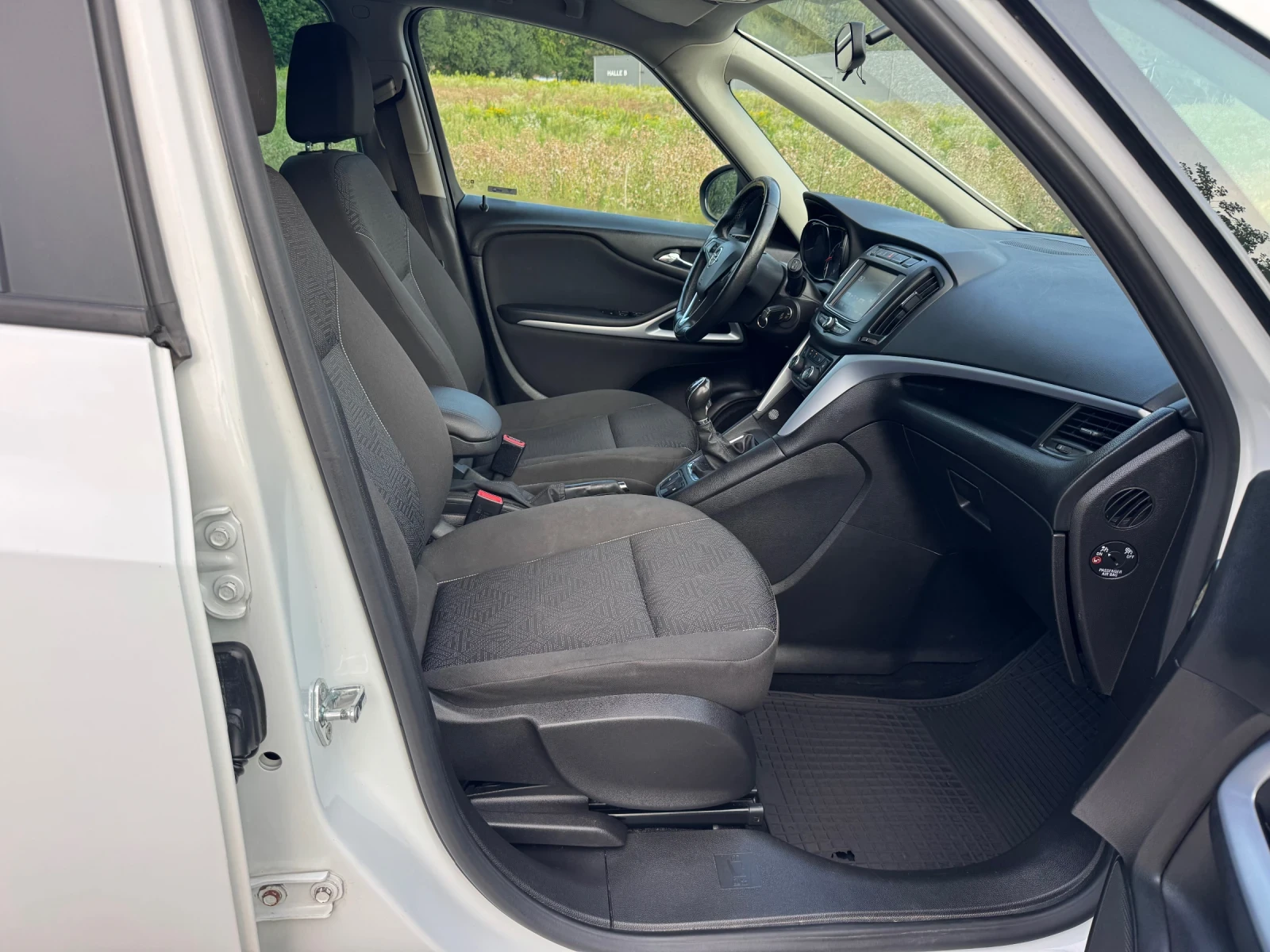 Opel Zafira 1.6i Бензин-Метан 7 Седалки Очакван Внос, снимка 11 - Автомобили и джипове - 55480410
