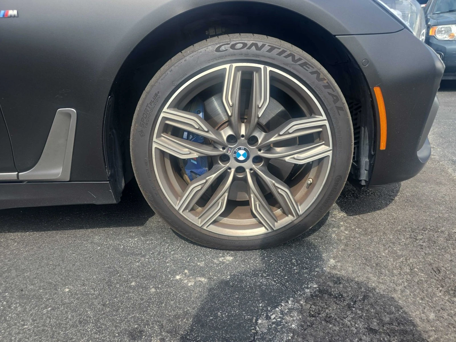 BMW 760 M760Li xDrive Автокредит Цена до България, снимка 10 - Автомобили и джипове - 55584257