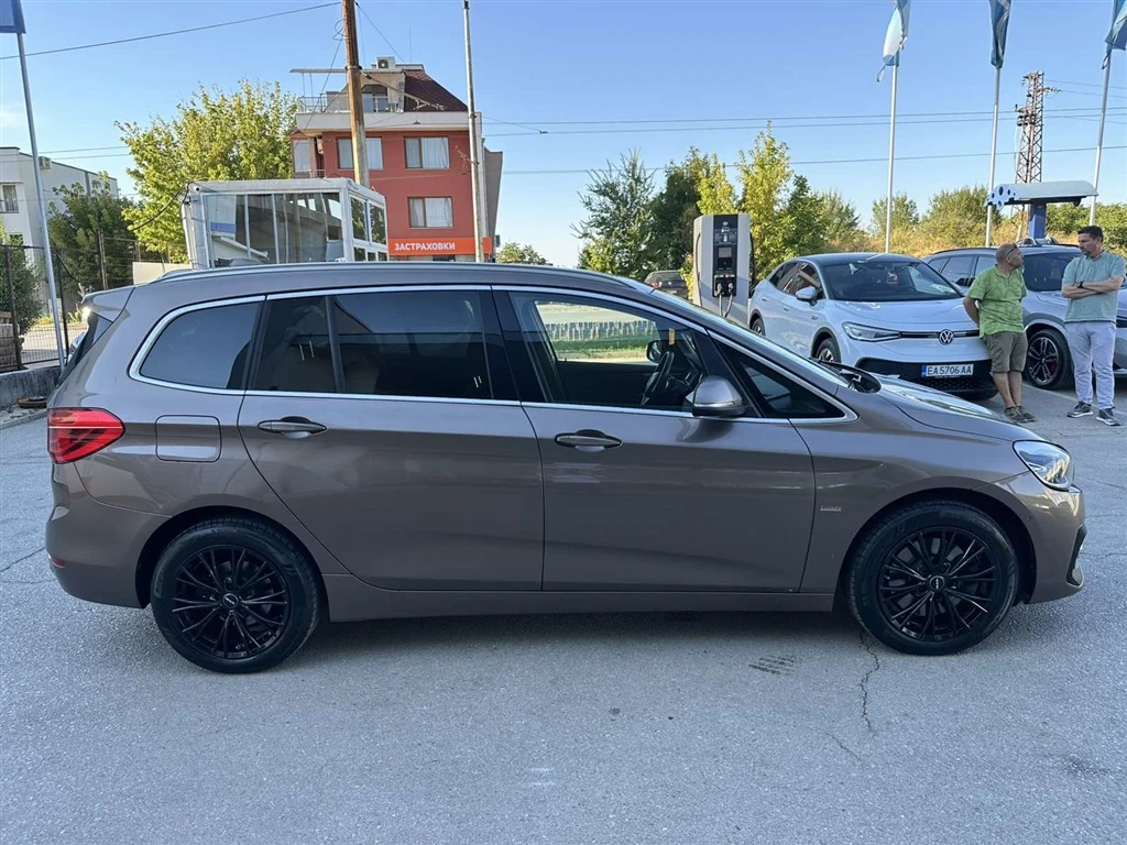 BMW 218 xDrive Gran Tourer, снимка 13 - Автомобили и джипове - 55801182