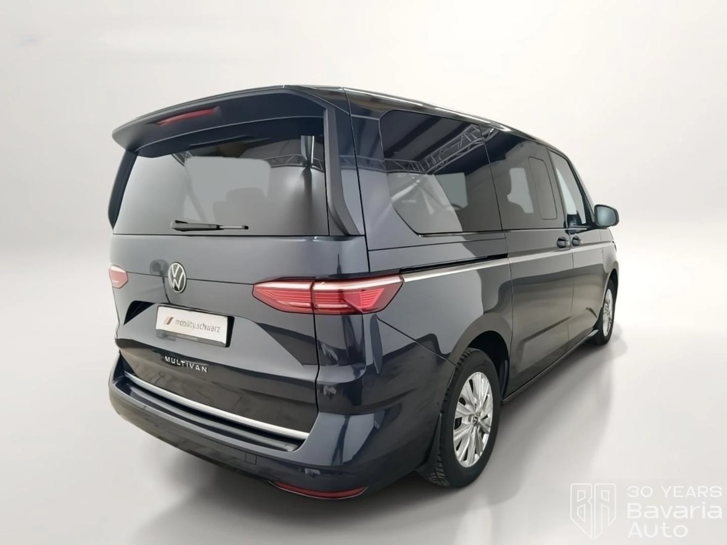 VW Multivan lang Style DSG Easy Open Basic, снимка 3 - Автомобили и джипове - 56136178