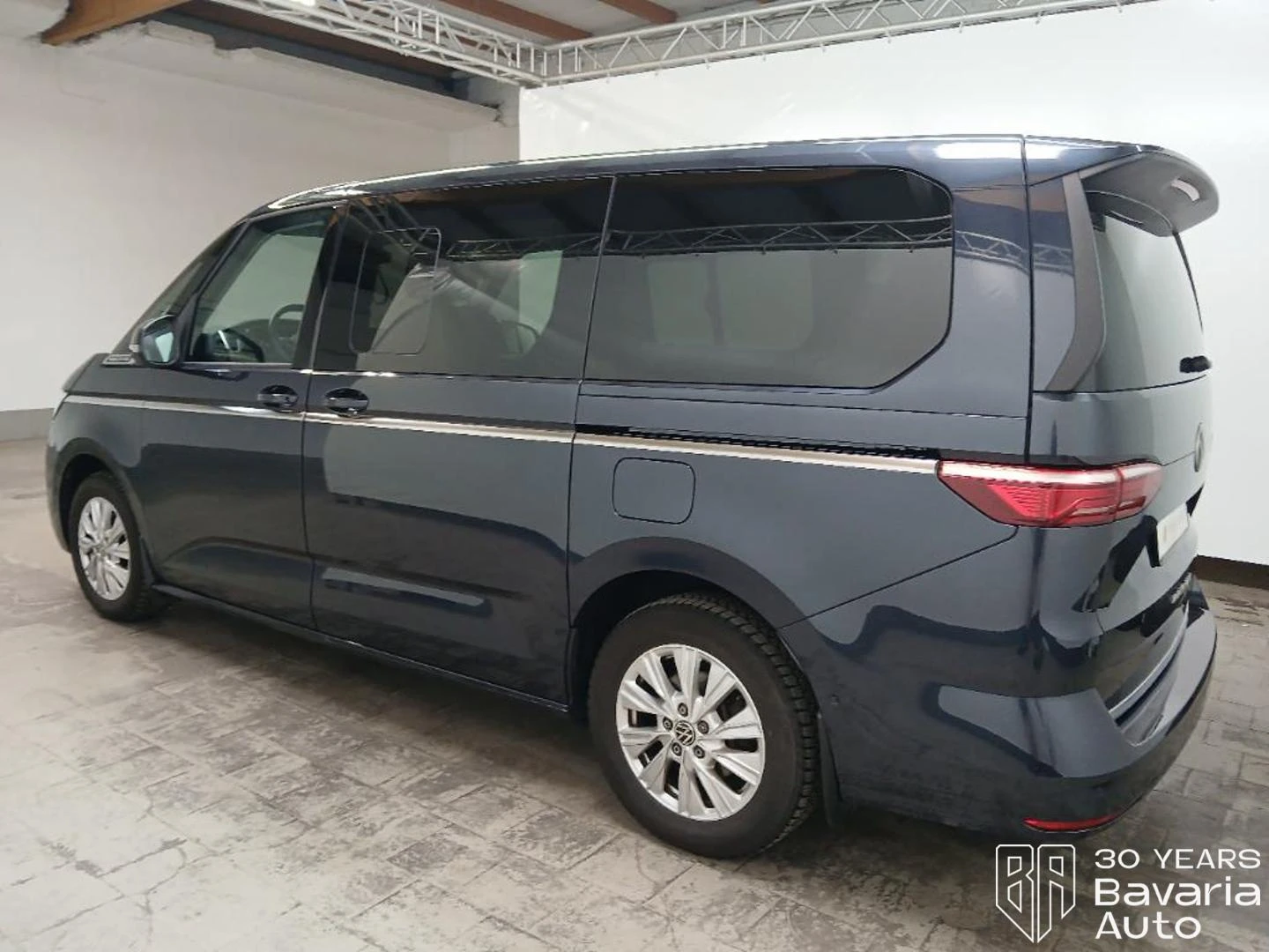 VW Multivan lang Style DSG Easy Open Basic, снимка 2 - Автомобили и джипове - 56136178