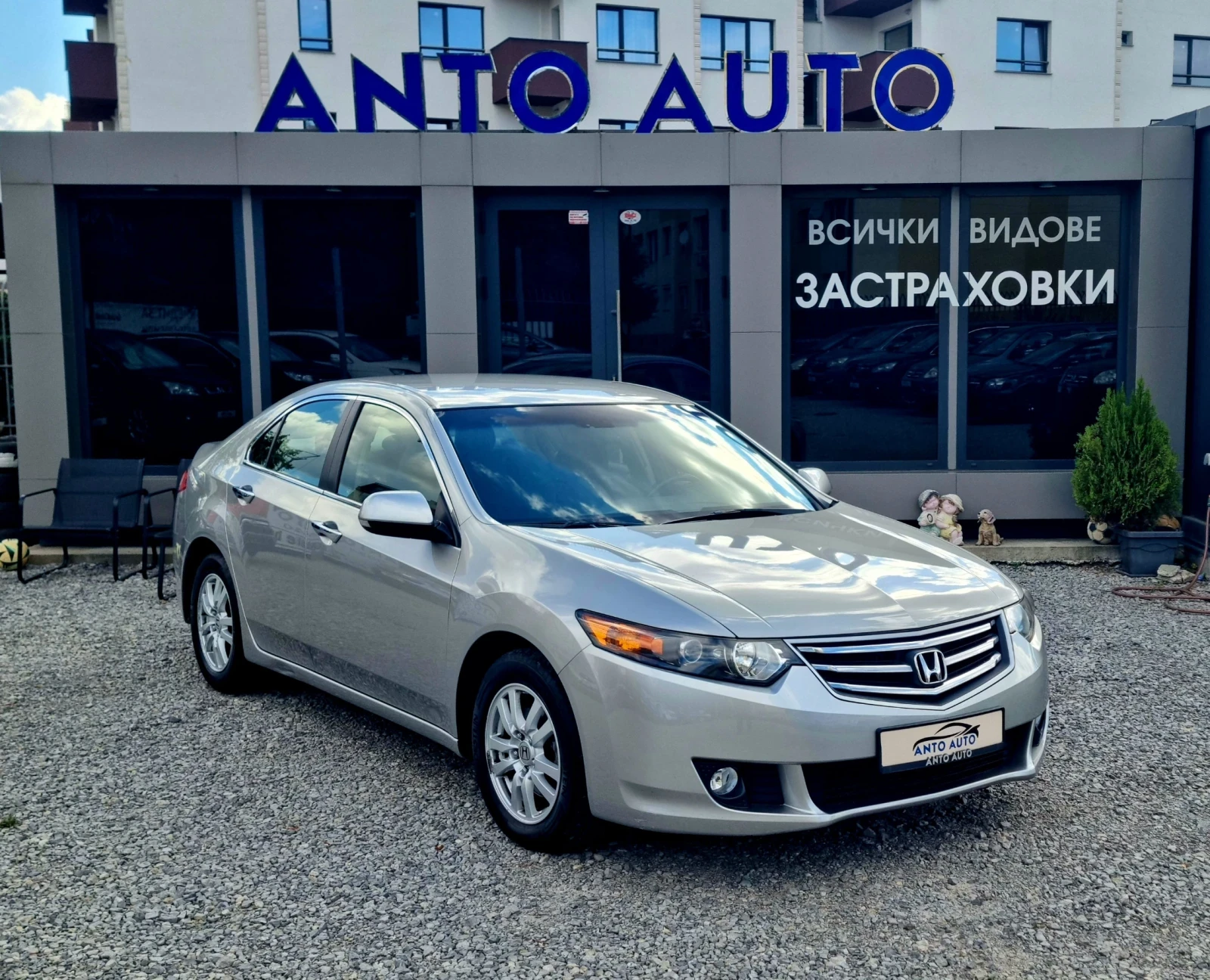 Honda Accord 2.0 i-VTEC , снимка 3 - Автомобили и джипове - 56199019