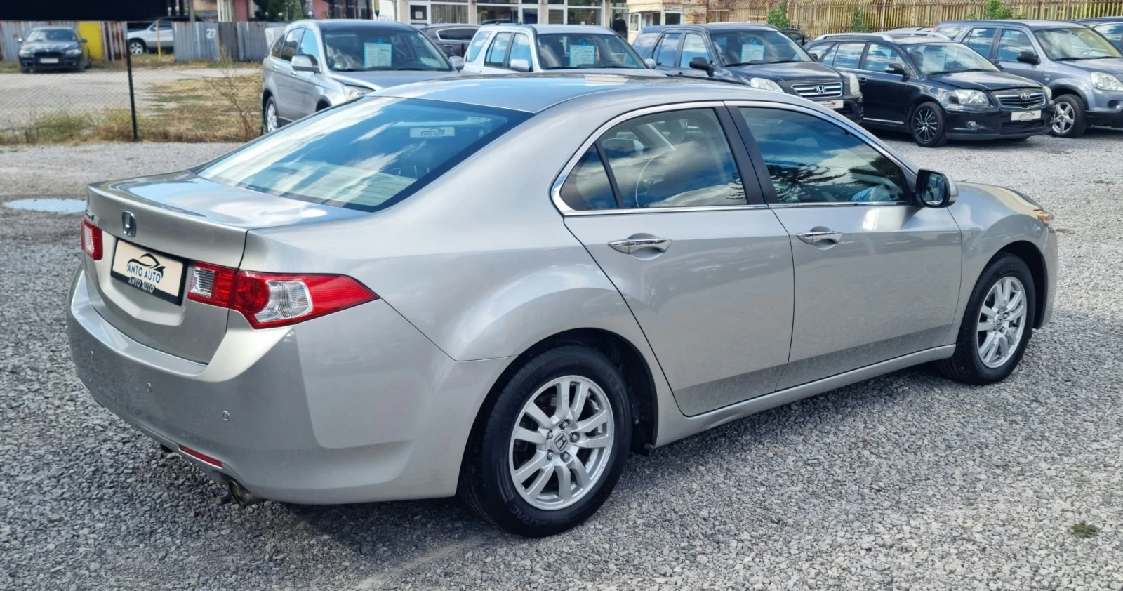 Honda Accord 2.0 i-VTEC , снимка 5 - Автомобили и джипове - 56199019