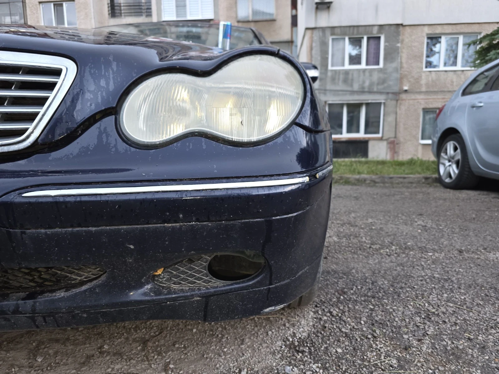 Mercedes-Benz C 220 2.2 CDI РЪЧКА 6 СКОРОСТИ , снимка 8 - Автомобили и джипове - 56200638