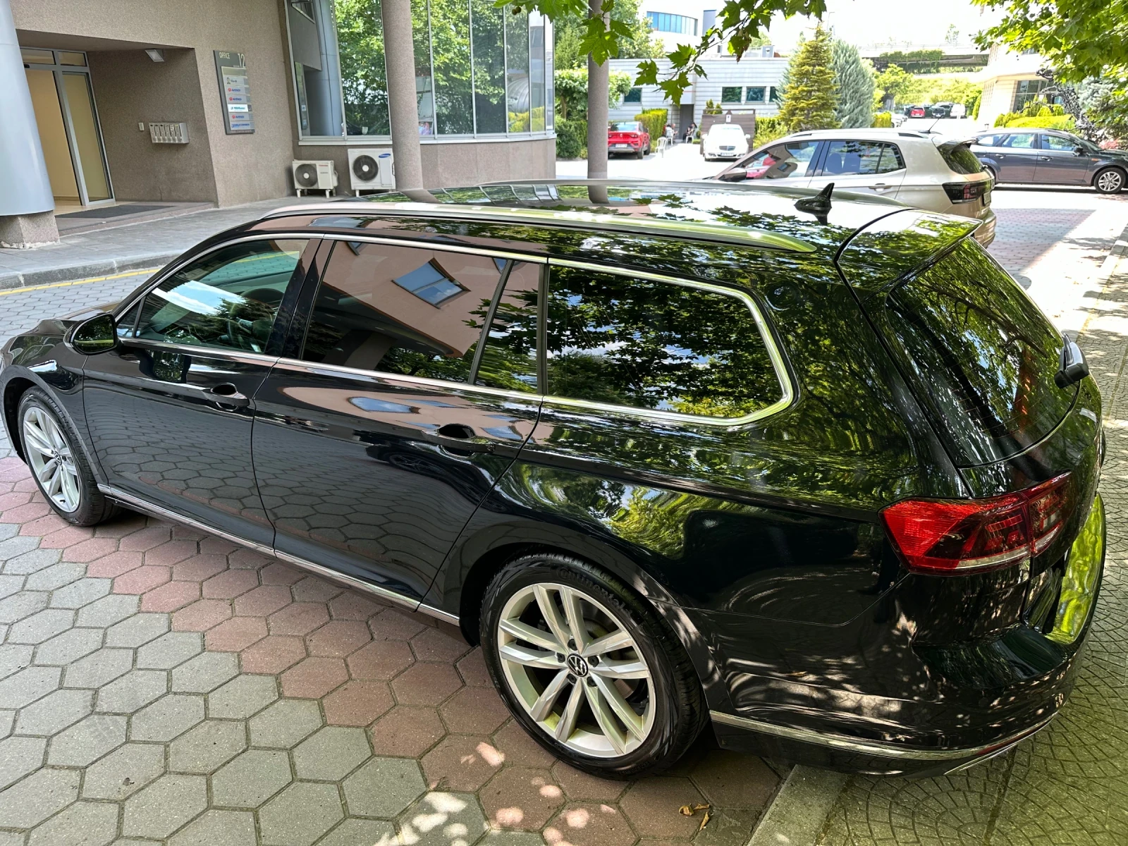 VW Passat 1.5 TSI Elegance, снимка 13 - Автомобили и джипове - 56227715
