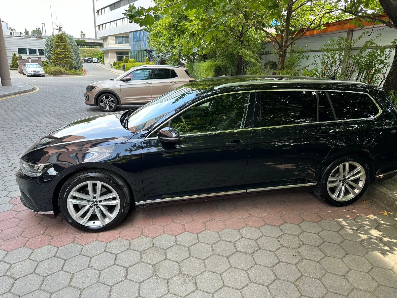 VW Passat 1.5 TSI Elegance, снимка 7 - Автомобили и джипове - 56227715
