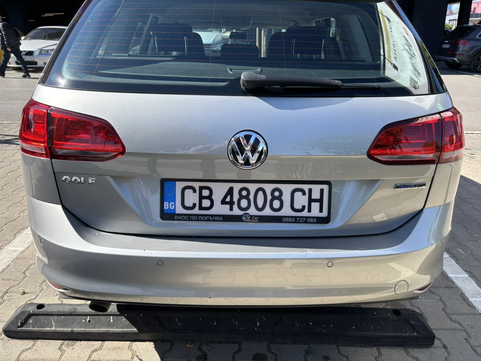 VW Golf Variant 1.6 TDI, снимка 6 - Автомобили и джипове - 56316105