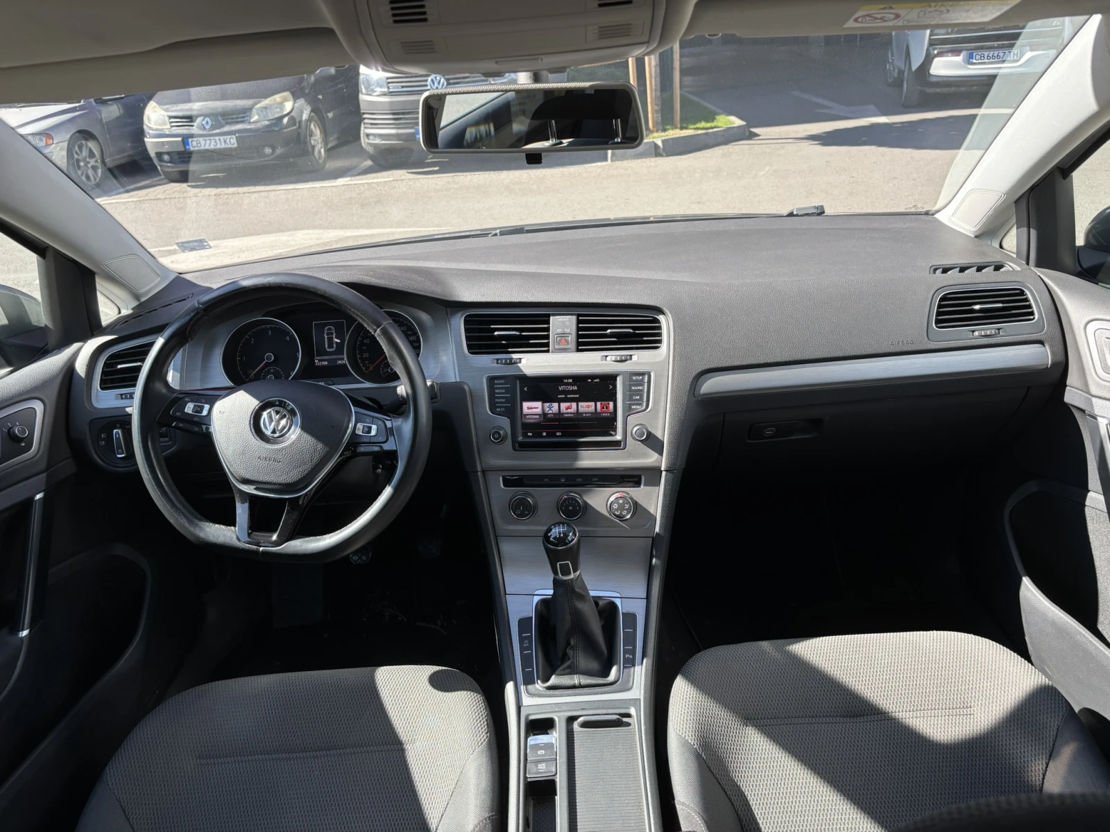 VW Golf Variant 1.6 TDI, снимка 7 - Автомобили и джипове - 56316105