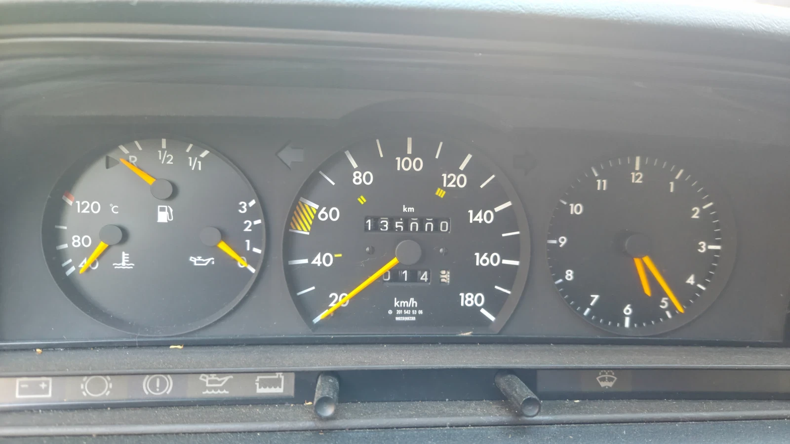 Mercedes-Benz 190, снимка 7 - Автомобили и джипове - 56345421