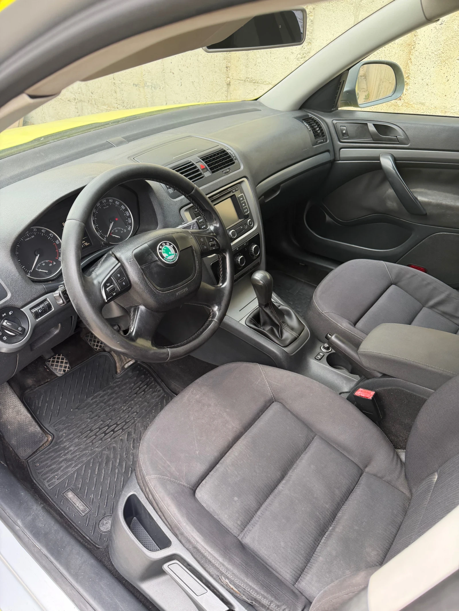 Skoda Octavia, снимка 4 - Автомобили и джипове - 56446130