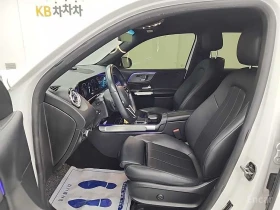 Mercedes-Benz GLB 220 ДИГИТАЛНО* ТАБЛО* 360КАМЕРА* LANE* ASSIST* ПОДГРЕВ, снимка 12